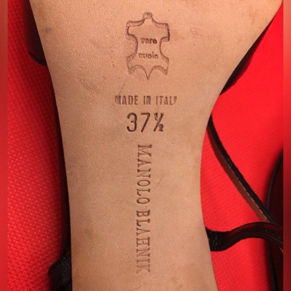 MANOLO BLAHNIK Black Leather & Patent Leather Slingback Buckle Strap Heels Pumps - Picture 3 of 8